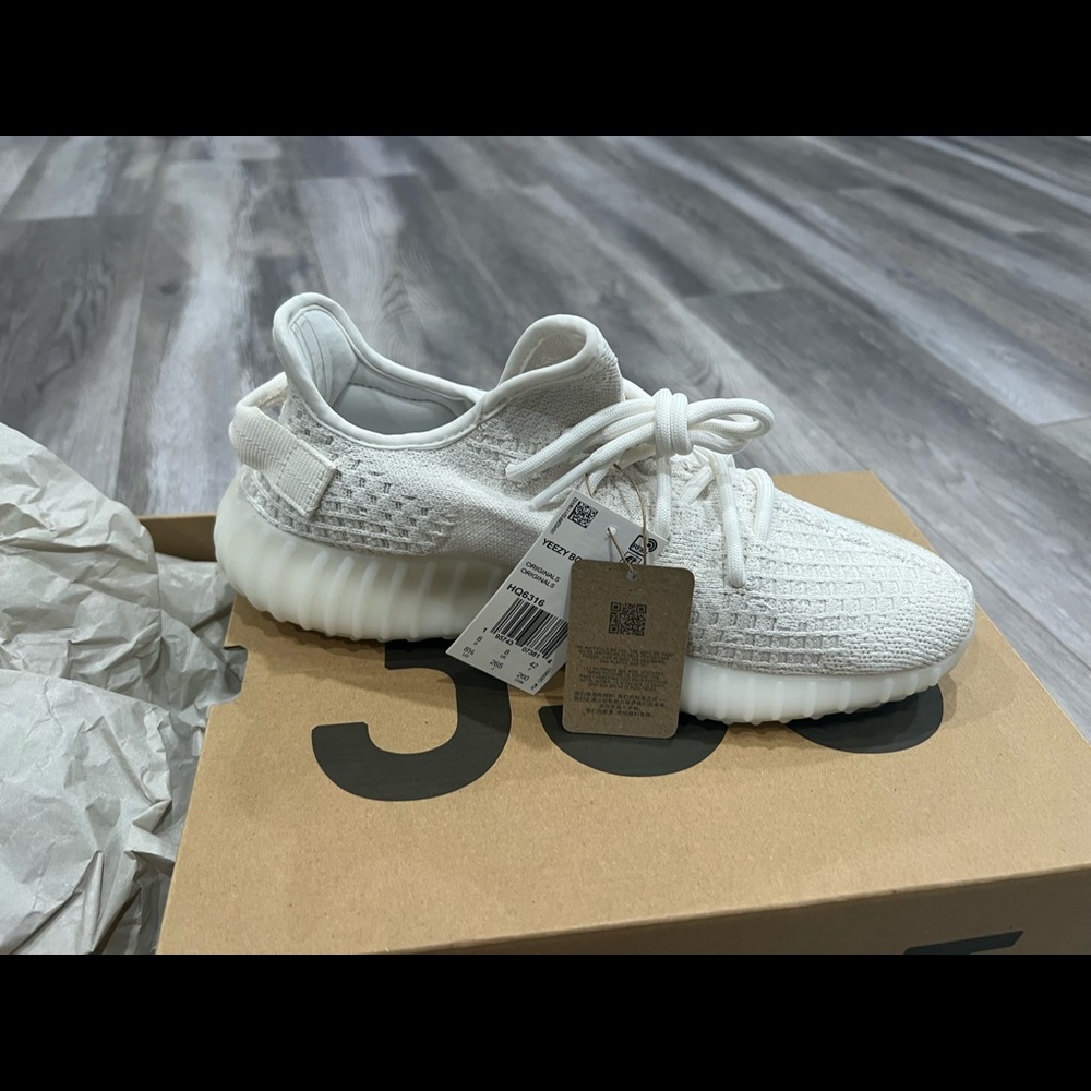 Yeezy boost 350 V2 white
